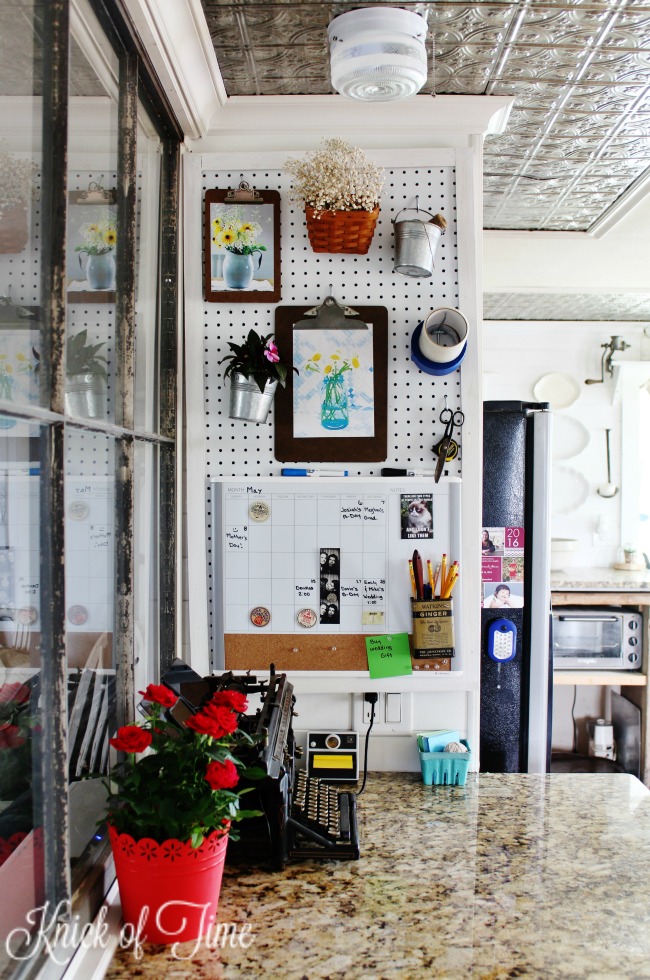 22 Chic Kitchen Command Center Designs for a Modern and Sleek Look! - 12. Chic Magnetic Board Setup